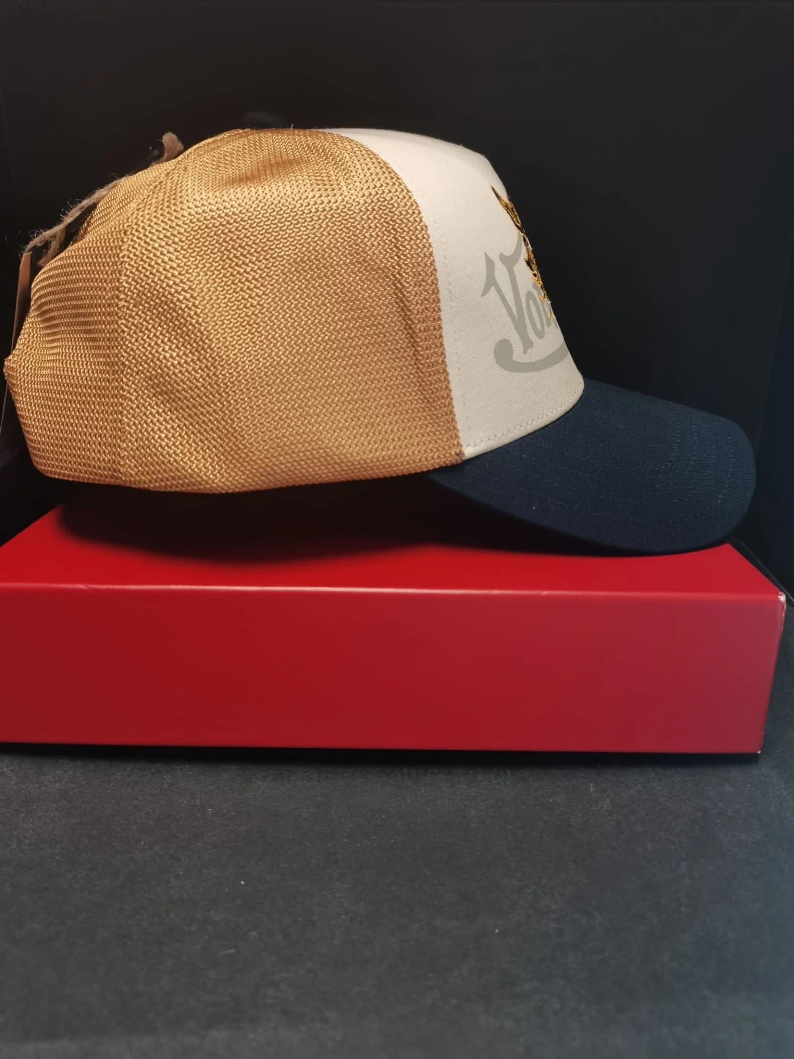Von Ducht Cap – photo 7